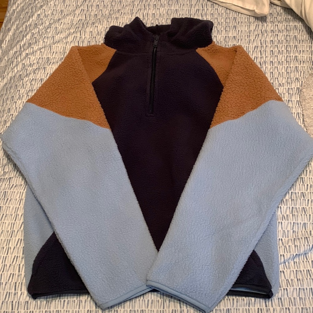 American Eagle Sherpa pullover